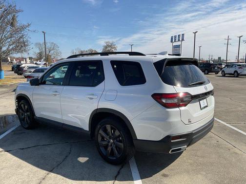 2025 Honda Pilot Sport