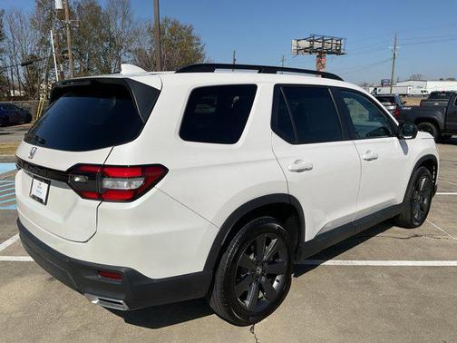 2025 Honda Pilot Sport