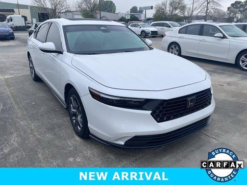 Platinum White Pearl 2024 Honda Accord EX