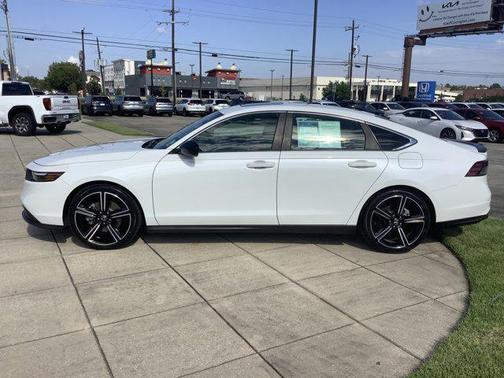 2023 Honda Accord Hybrid Base