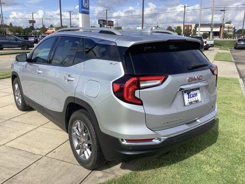 2022 GMC Terrain SLT