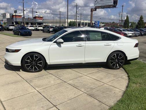2024 Honda Accord Hybrid Touring