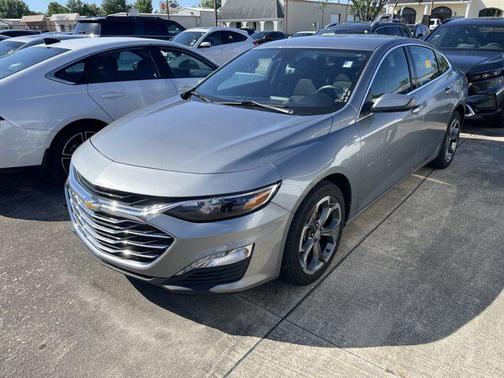 Sterling Gray Metallic 2024 Chevrolet Malibu FWD 1LT