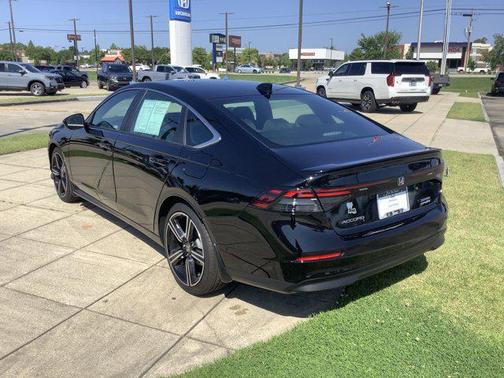 2025 Honda Accord Hybrid Base