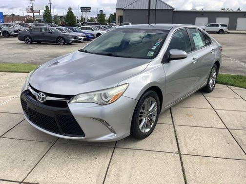 2015 Toyota Camry SE