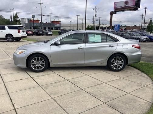 2015 Toyota Camry SE