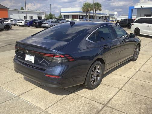 Platinum White Pearl 2023 Honda Accord EX