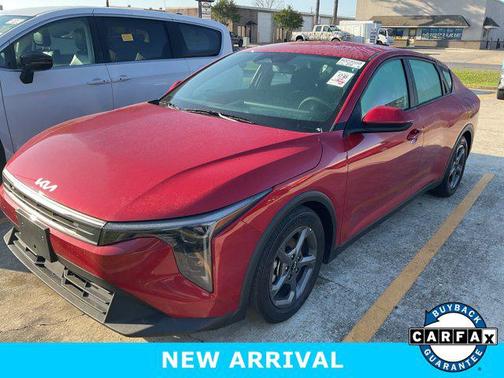 Currant Red 2025 Kia K4 LXS