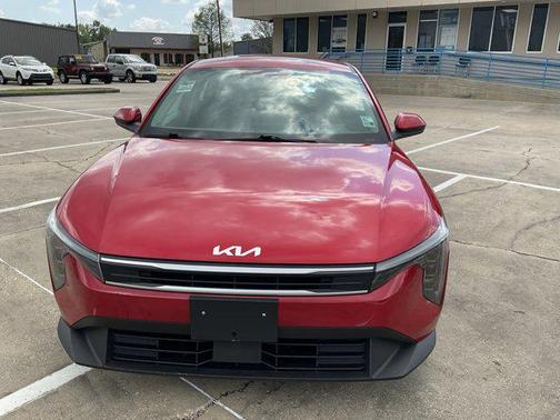 Currant Red 2025 Kia K4 LXS