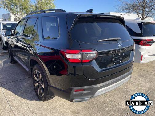 2025 Honda Pilot Touring 8-Passenger