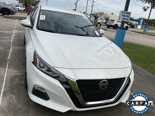 2022 Nissan Altima 2.5 SV