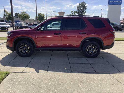 2025 Honda Pilot TrailSport