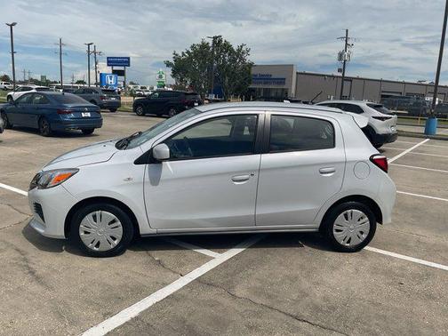 2022 Mitsubishi Mirage ES