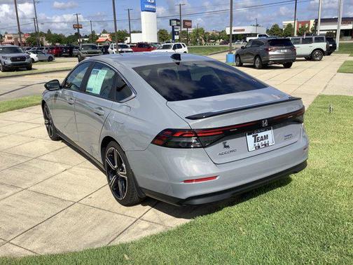 2023 Honda Accord Hybrid Base