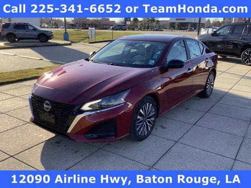 2025 Nissan Altima SV FWD