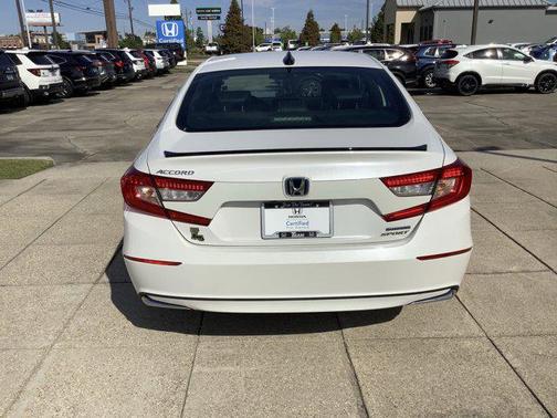 2022 Honda Accord Hybrid Base