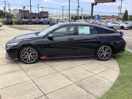 2022 Hyundai ELANTRA N Base