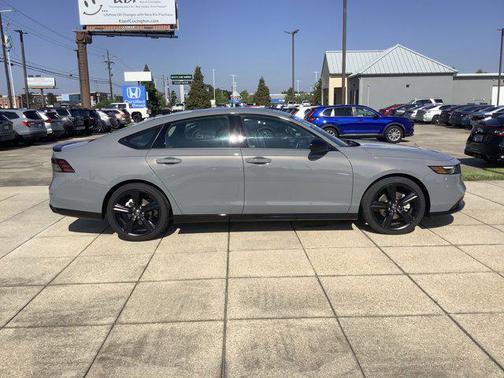 2025 Honda Accord Hybrid Base