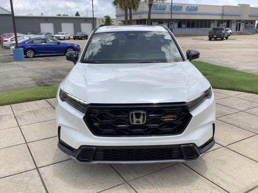 Platinum White Pearl 2026 Honda CR-V Hybrid TrailSport AWD
