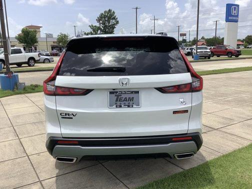 Platinum White Pearl 2026 Honda CR-V Hybrid TrailSport AWD