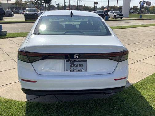 2025 Honda Accord Sport SE 1.5T
