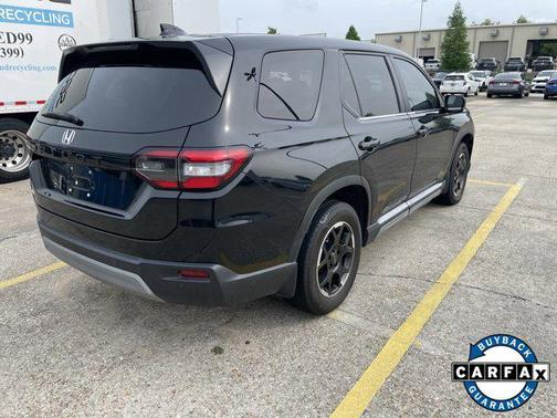 Crystal Black Pearl 2025 Honda Pilot EX-L