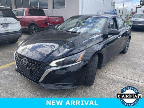 2025 Nissan Altima SV FWD