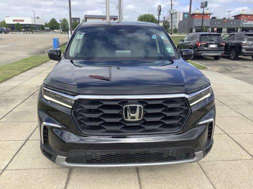 Crystal Black Pearl 2023 Honda Pilot 2WD EX-L 7 Passenger