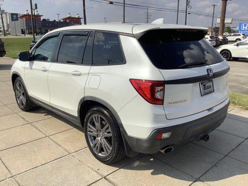White Diamond Pearl 2019 Honda Passport EX-L