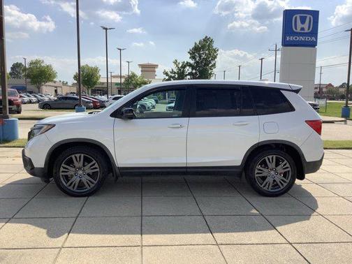White Diamond Pearl 2019 Honda Passport EX-L