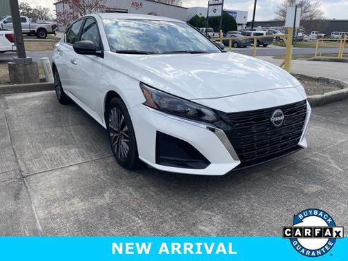 2025 Nissan Altima SV FWD