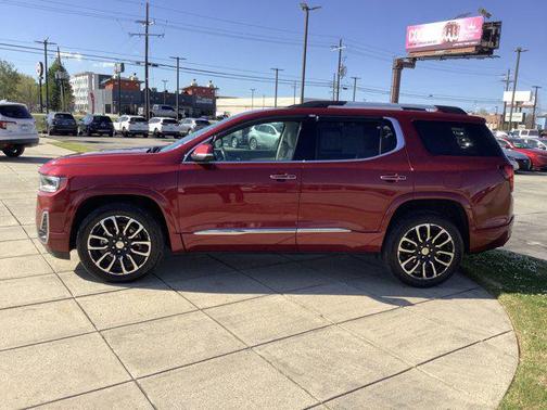 2020 GMC Acadia Denali