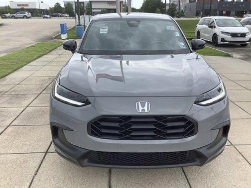Urban Gray Pearl 2025 Honda HR-V 2WD Sport