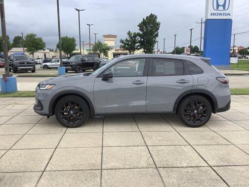 Urban Gray Pearl 2025 Honda HR-V 2WD Sport