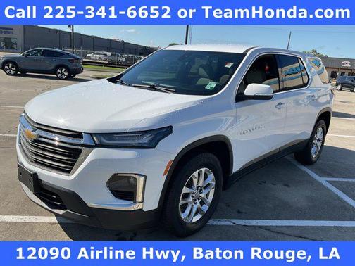 Summit White 2023 Chevrolet Traverse LS
