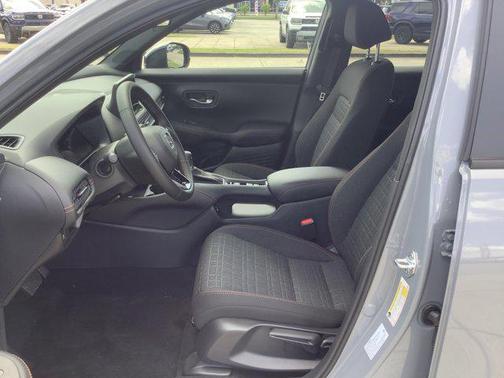 Urban Gray Pearl 2026 Honda HR-V 2WD Sport