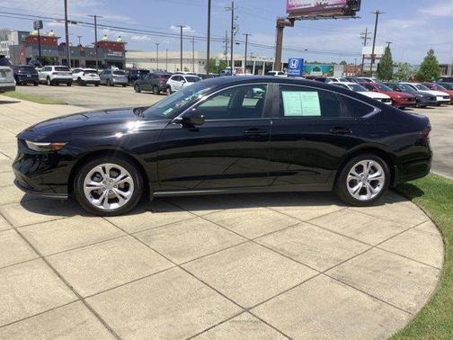 2025 Honda Accord LX 1.5T