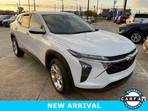 2025 Chevrolet Trax LS