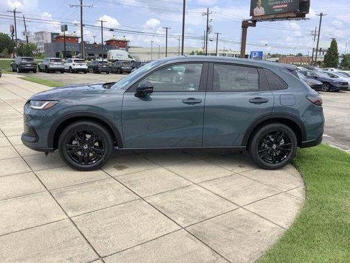 2026 Honda HR-V 2WD Sport