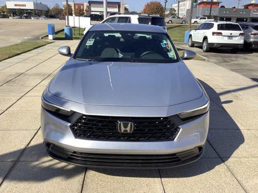 2025 Honda Accord LX 1.5T