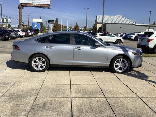 2025 Honda Accord LX 1.5T