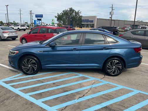 2019 Volkswagen Jetta 1.4T SEL Premium