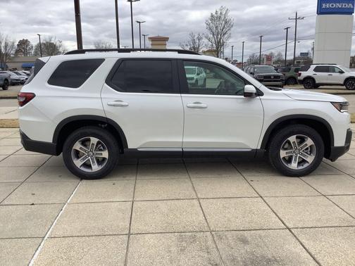 Platinum White Pearl 2026 Honda Pilot EX-L