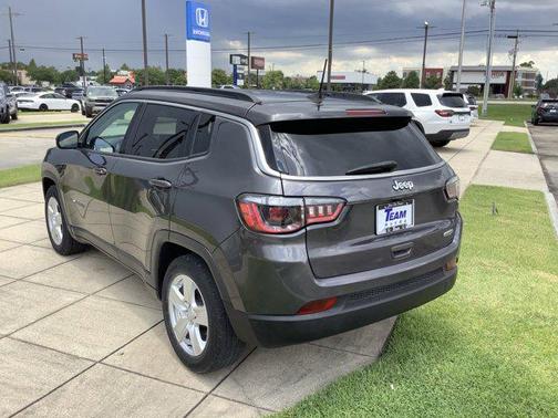2022 Jeep Compass Latitude