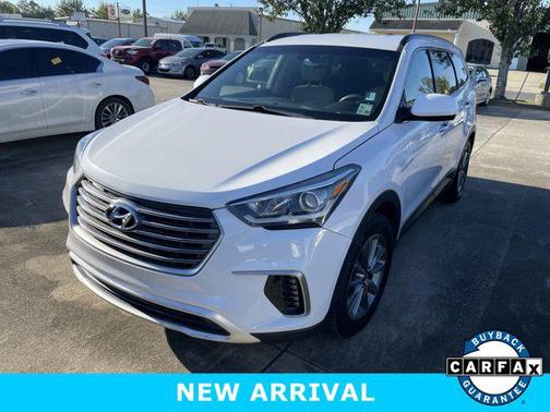 2017 Hyundai SANTA FE SE