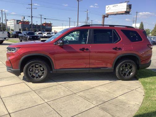 2023 Honda Pilot AWD TrailSport
