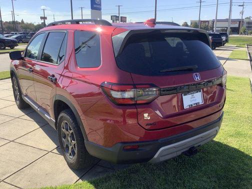 2023 Honda Pilot AWD TrailSport