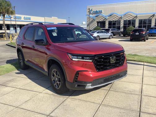 2023 Honda Pilot AWD TrailSport