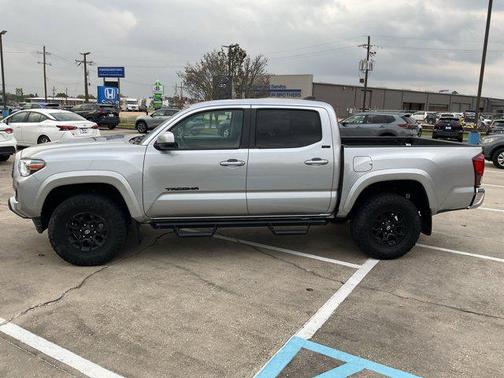 2022 Toyota Tacoma SR5