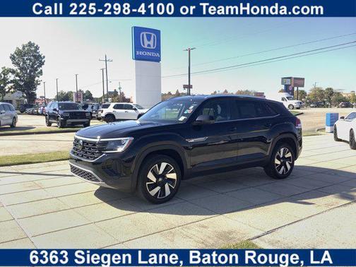 2025 Volkswagen Atlas Cross Sport 2.0T SE w/Technology